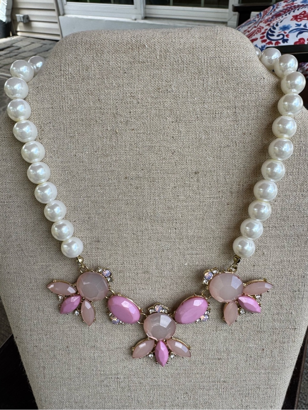 Claire's Pink and Cream Pearl Statement Necklace NWOT